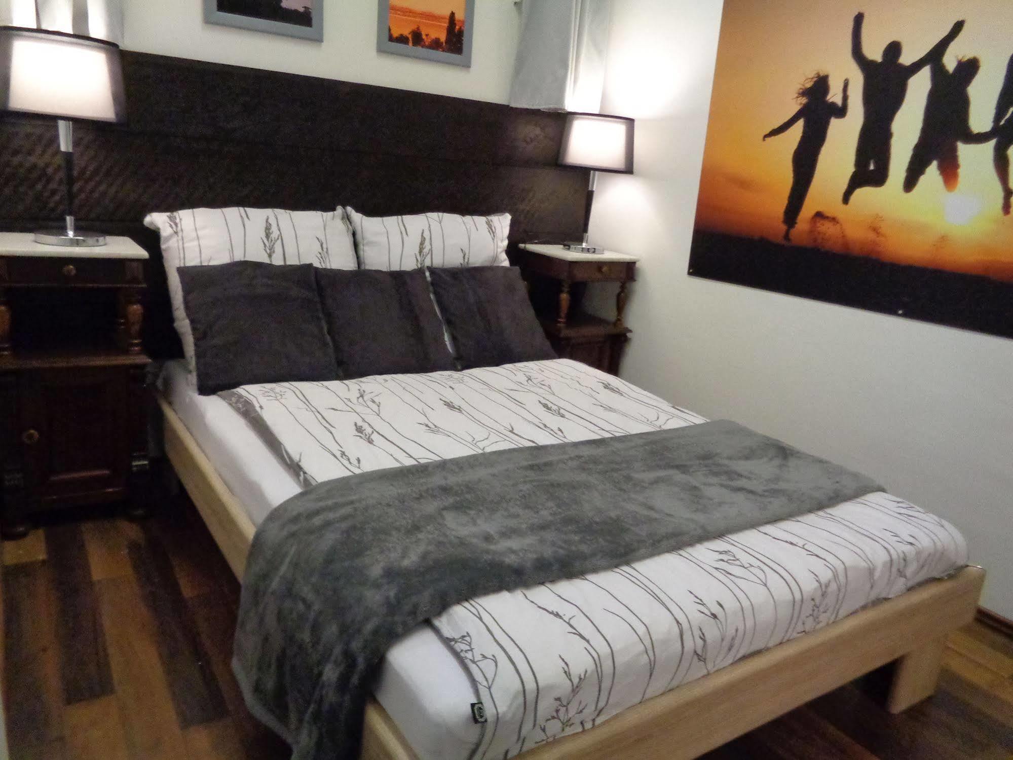 Hotel Apartment Puell Eimersleben エクステリア 写真