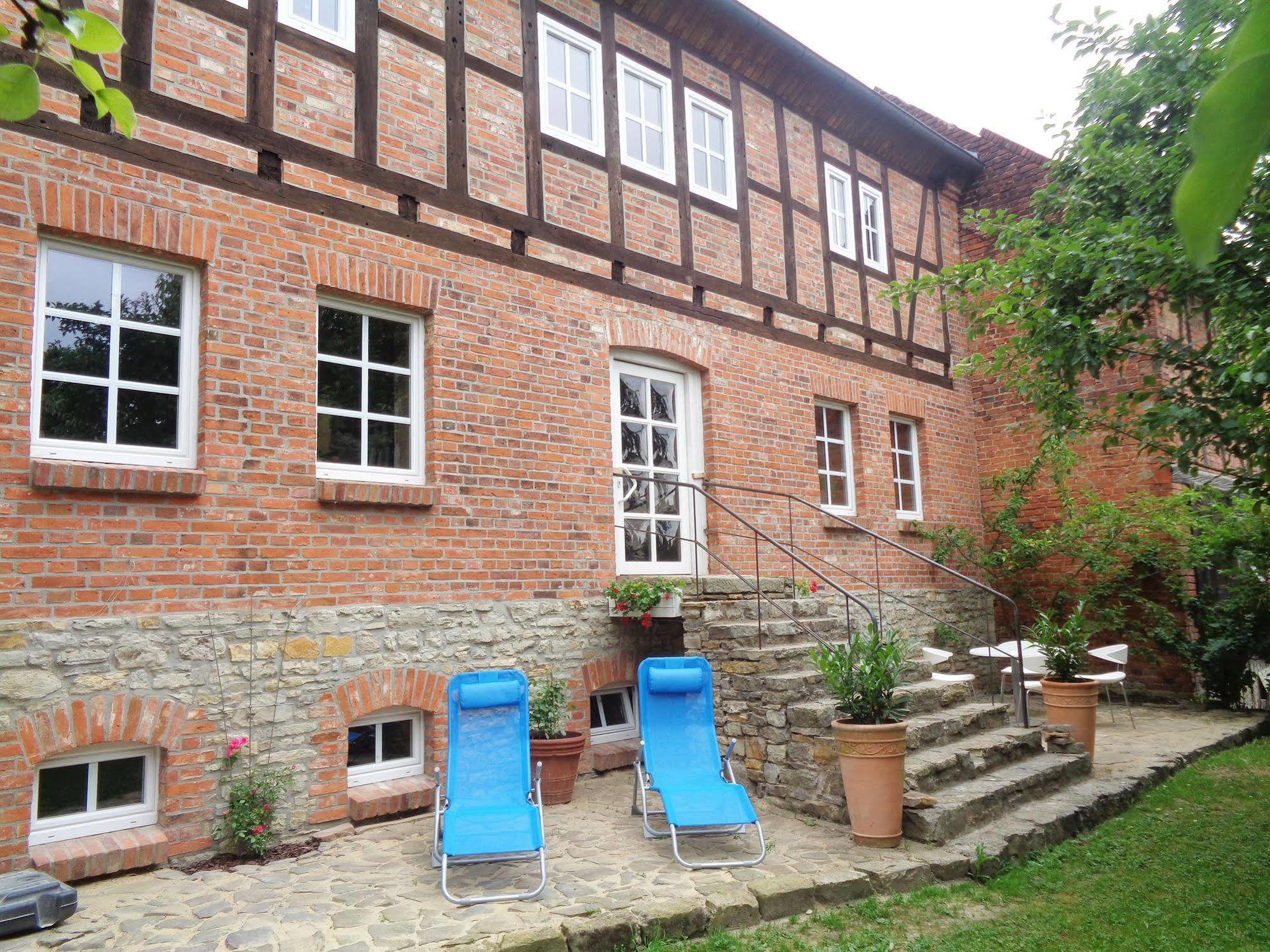 Hotel Apartment Puell Eimersleben エクステリア 写真
